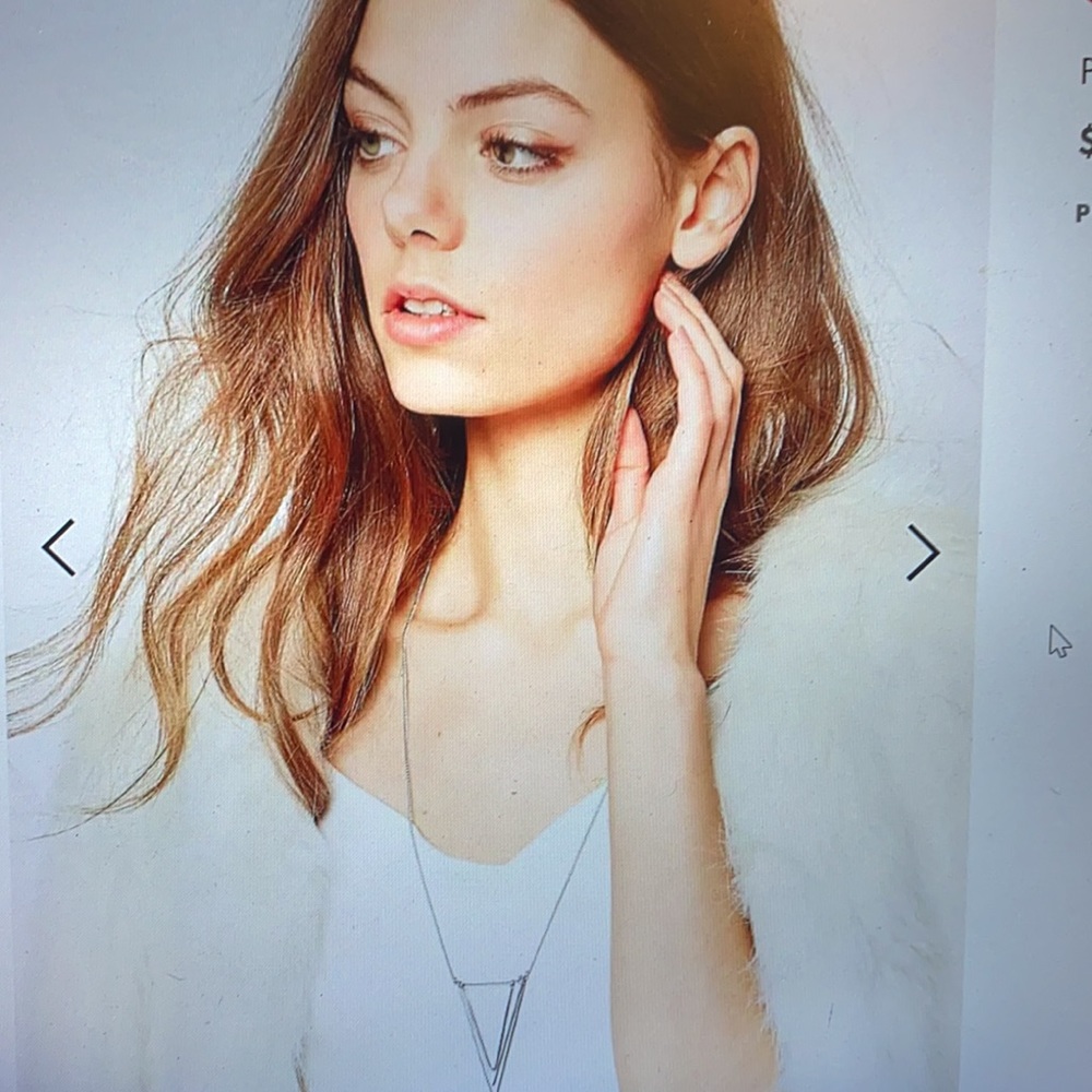 Pieces Elikka Neckace
